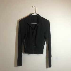 LULULEMON CROPPED JACKET